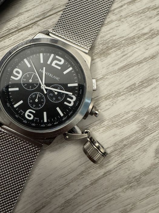 мужские часы-хронограф Montblanc с тахиметром.