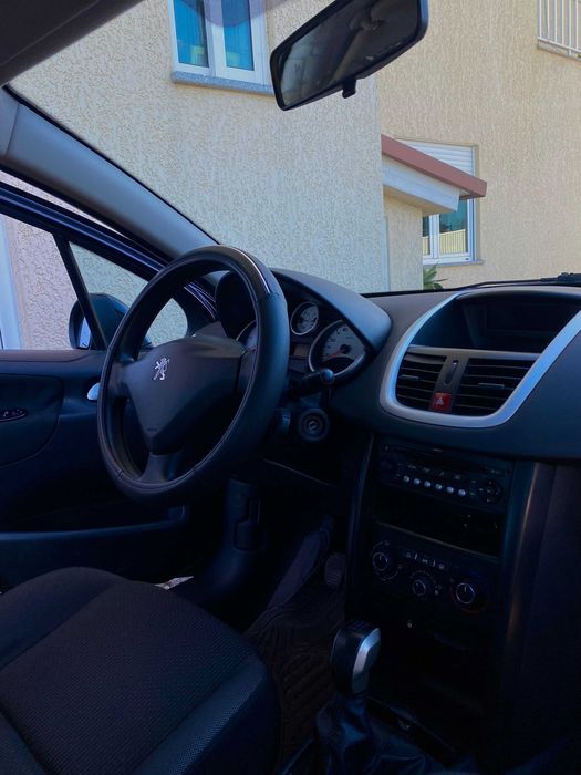 Peugeut 207 2009