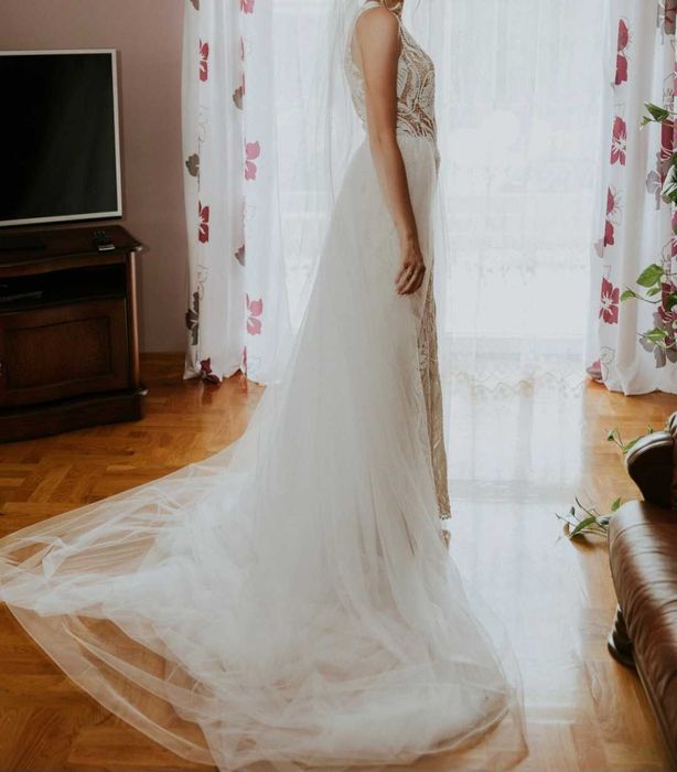 Suknia ślubna koronkowa rybka