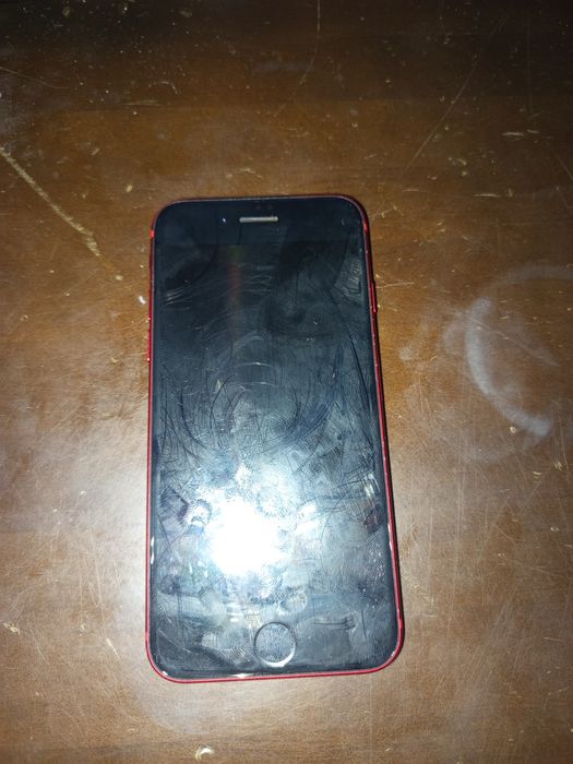 Айфон 8 на востантвление -запчасти