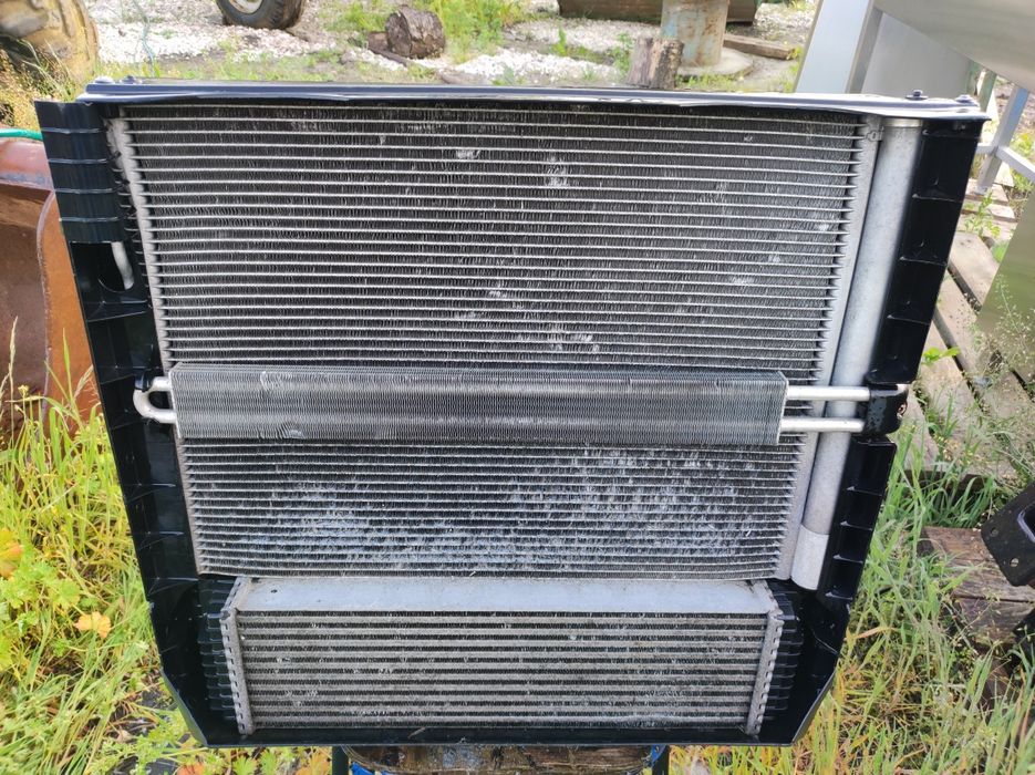 Zestaw komplet chłodnic plu pas przedni z wentylatorem BMW x6 x 5