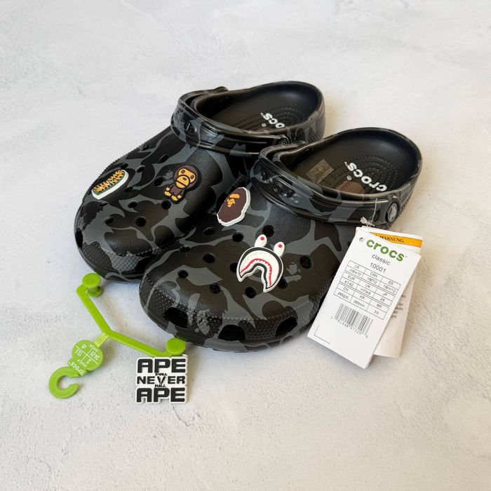 Сабо Crocs x A Bathing Ape (BAPE) Крокси
