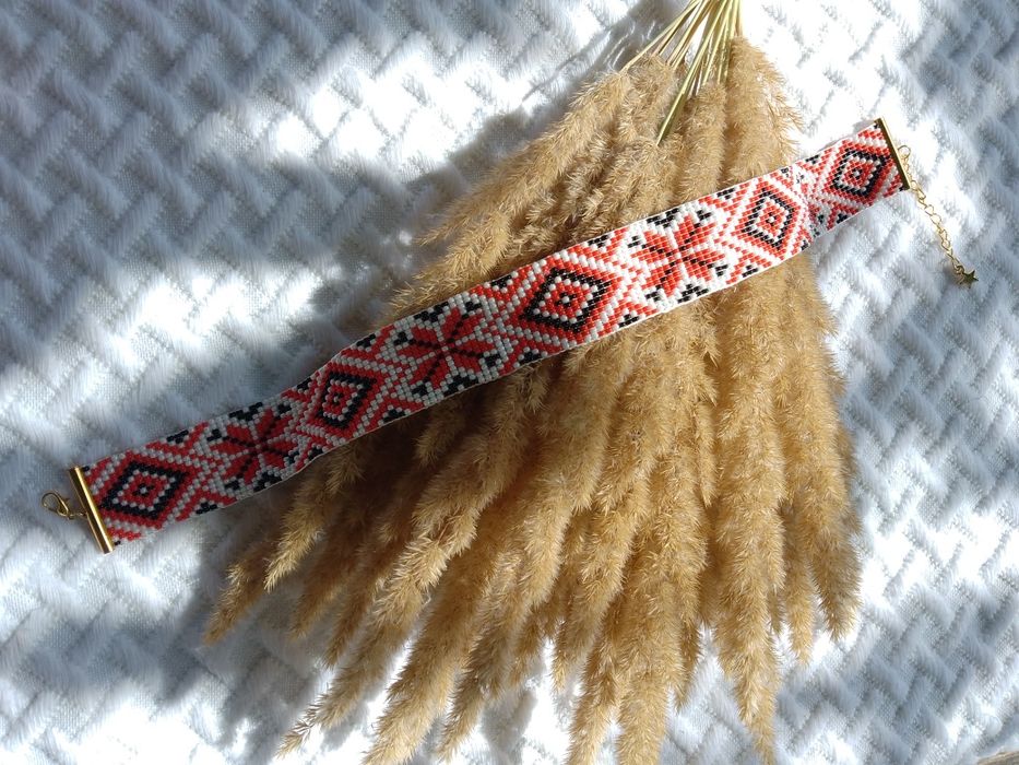 Намисто з бісеру.