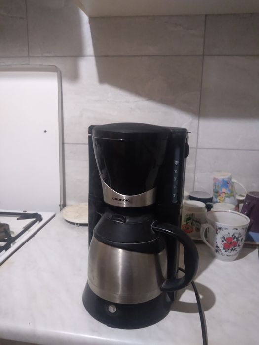 Продам кофеварку