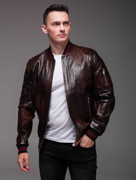 Чоловіча коричнева куртка бомбер еко-шкіра
