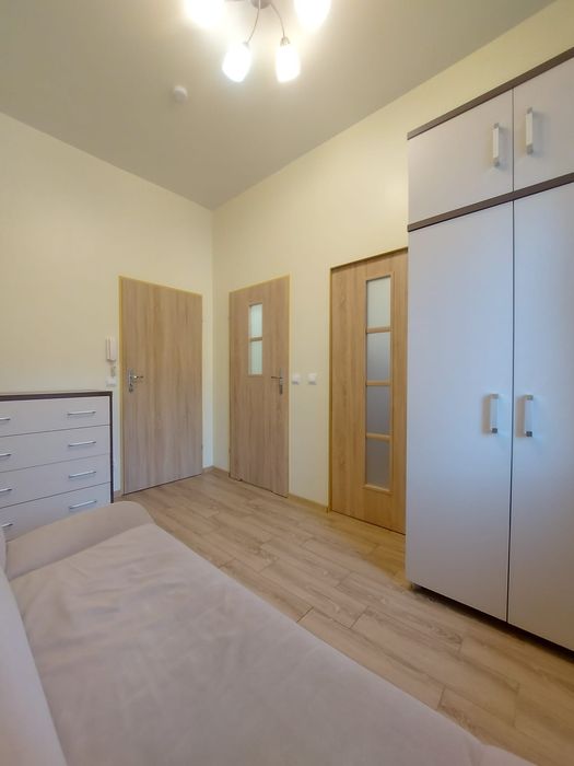 Kawalerka, p.+kuch.+łaz. Birmańska blisko Centr,Rynek, b. d. skomunik, UW,uczelnie , #505#843#805