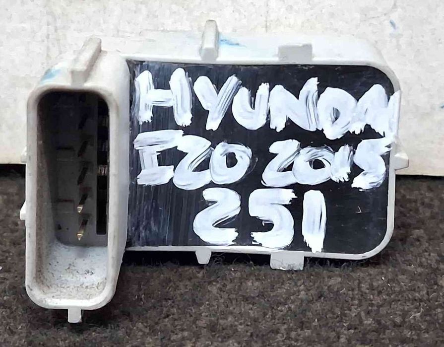 Sensor de Estacionamento Trás 95720-C8000 - HYUNDAI i20 II