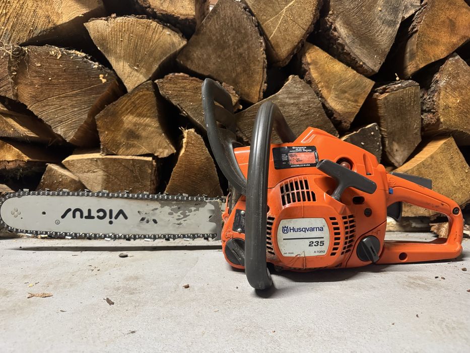Pila spaliniwa Husqvarna 235  x-torqu