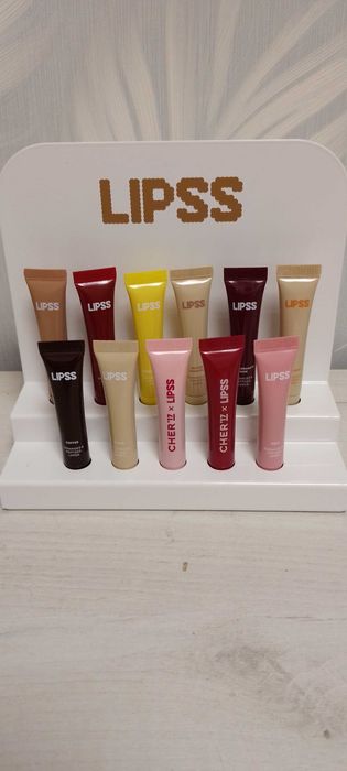 Акція! 1+1=3.Блиски для губ Lipss нові.