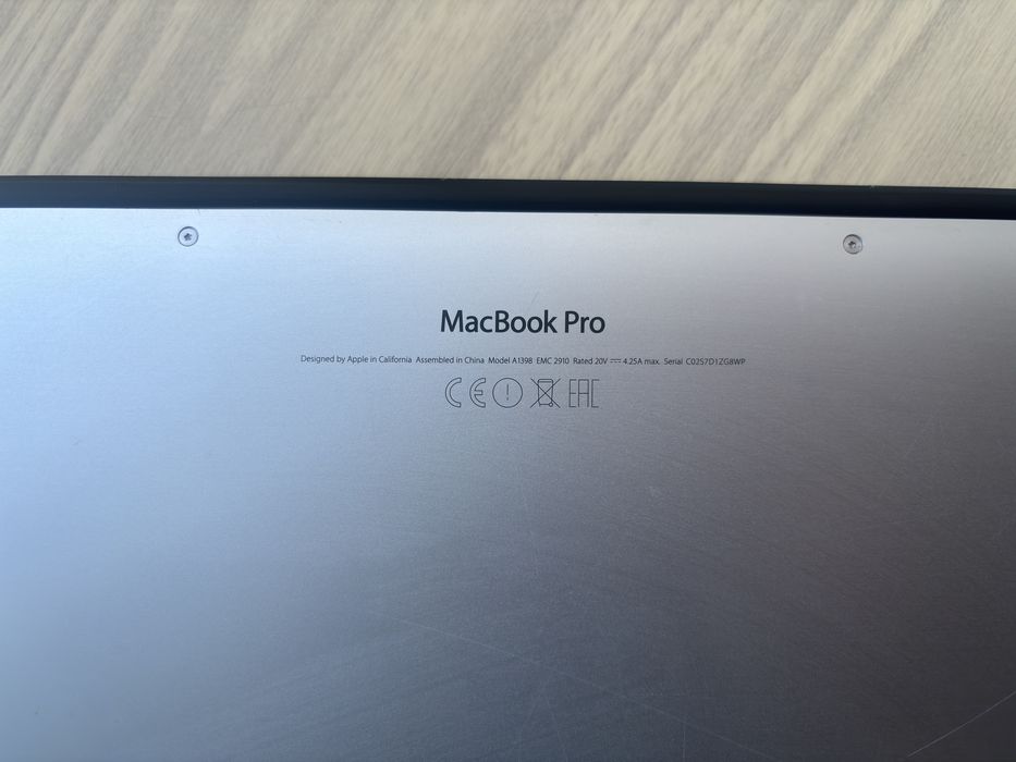 MacBook Pro 15 2015 a1398  під відновлення
