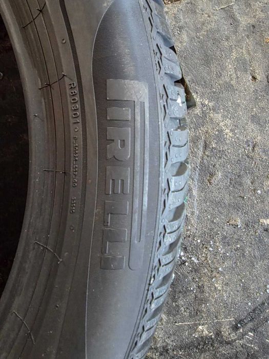 opony Pirelli Cinturato All Season  (+) SealInside ELT 255/45R19 100T