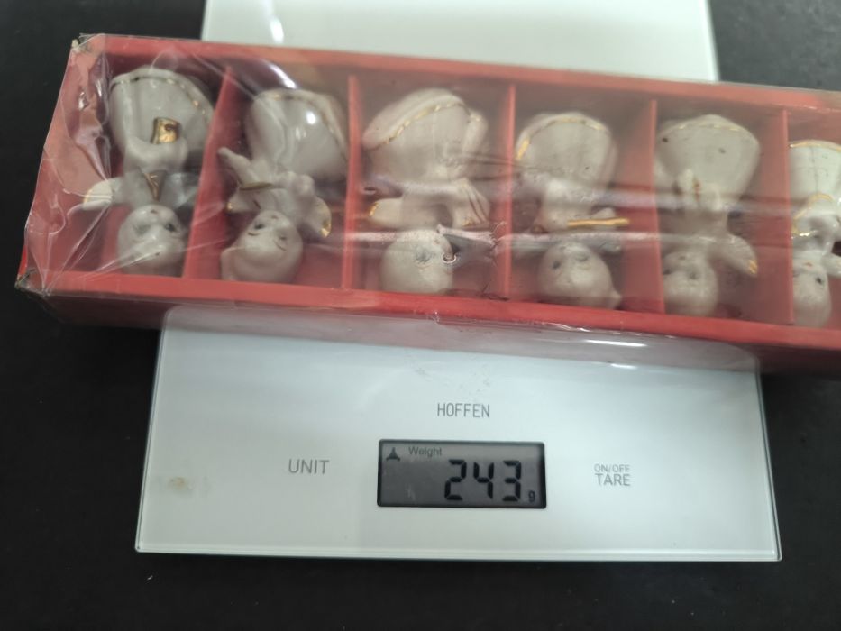 Conjunto 6 Anjos Musica Porcelana.
Conjunto de seis anjos em porcelana
