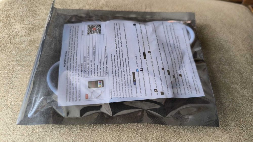Tuya WiFi Taśma LED RGBIC 5m