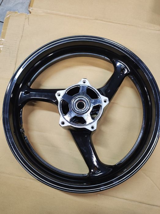 Колесо перед  Suzuki gsr 400/600