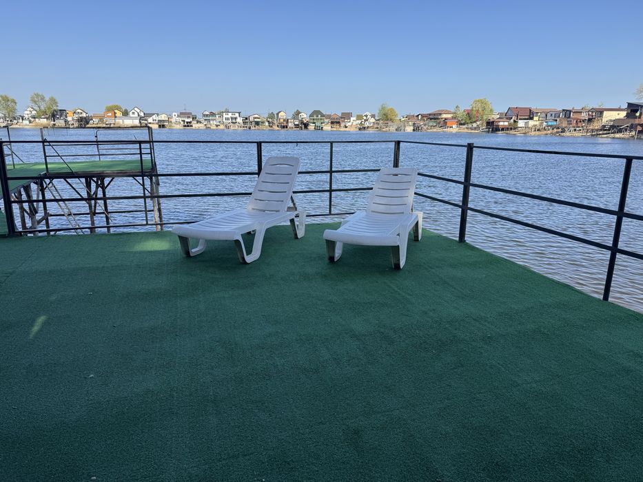Подобова оренда  Будинок біля води подобово