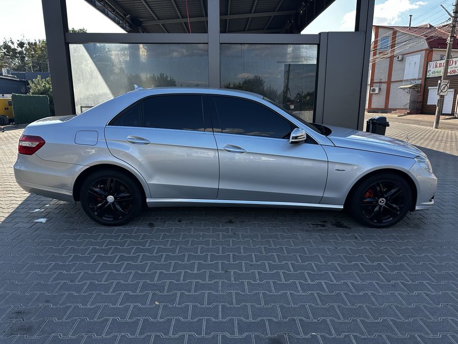 Мерседес  e klasse w212