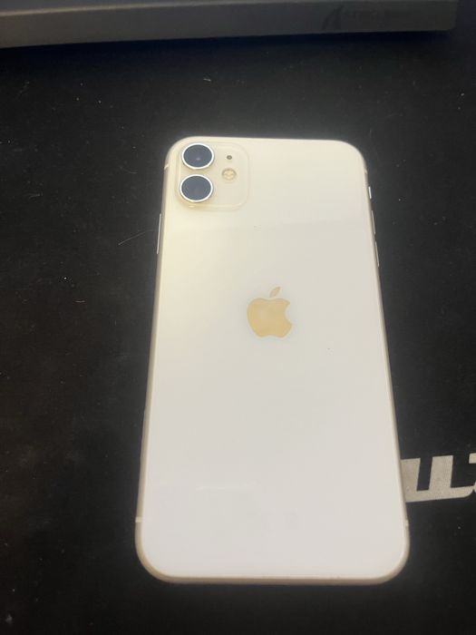 Iphone 11 128g w dobrym stanie