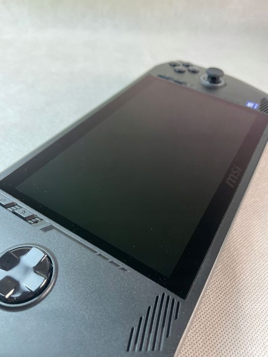 Msi Claw A1M-042FR konsola przenośna 512 Gb czarny