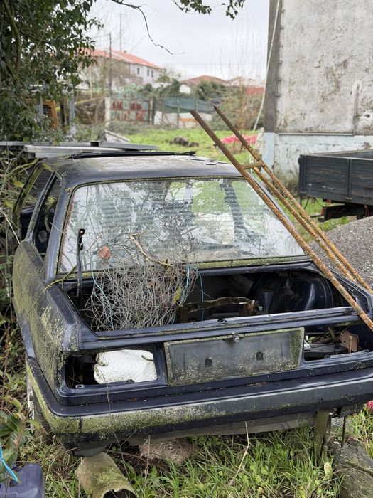 Carrocaria BMW E30 coupe SEM DOCUMENTOS