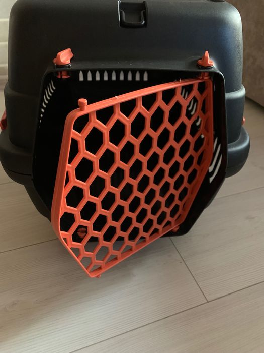 Переноска для собак і котів до 10кг