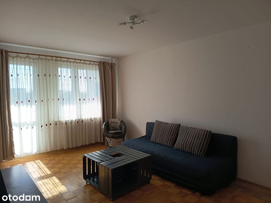 Przestronne mieszkanie z balkonem, 3 pokoje, 64 m2