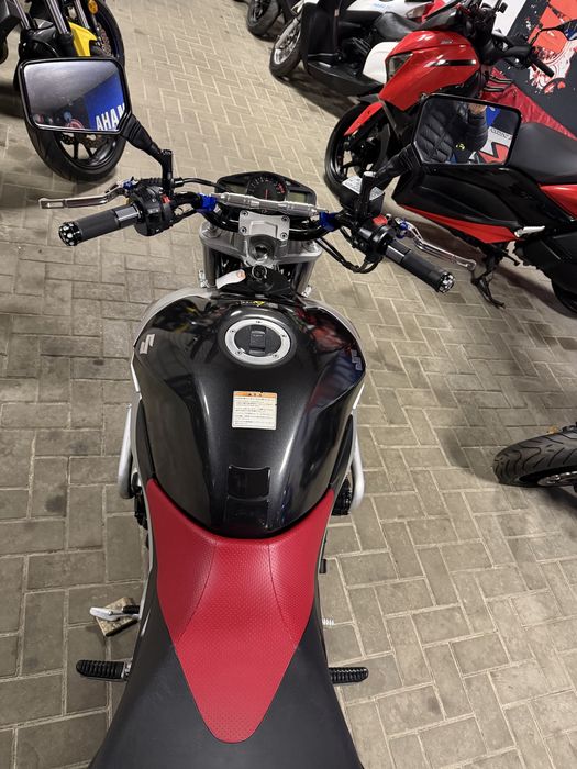 Японский мотоцикл Suzuki GSR 400. 2006г.