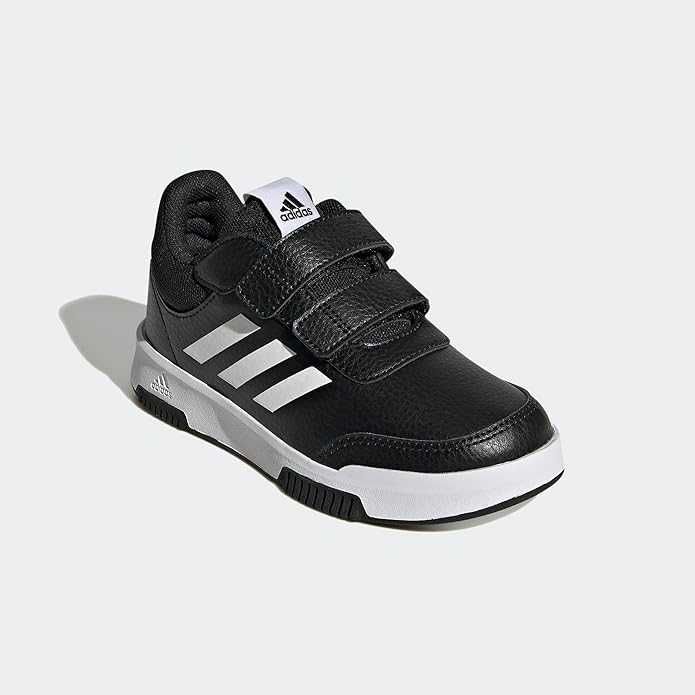 Кросівки adidas, 37.5 розмір