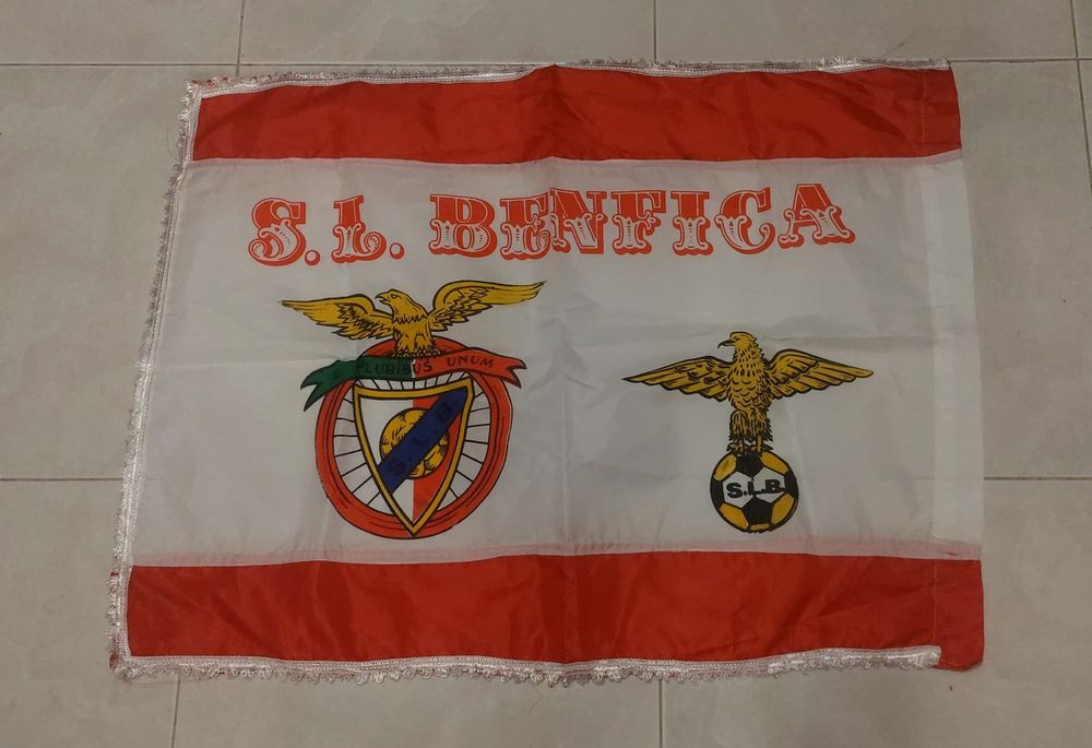 Bandeira do SLBenfica antiga