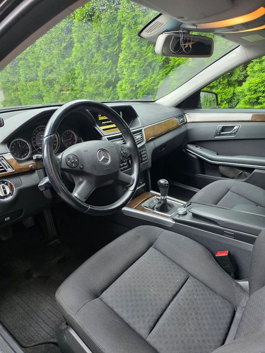 Mercedes-Benz Klasa E W212 E klasa. 220 CDI Mercedes.