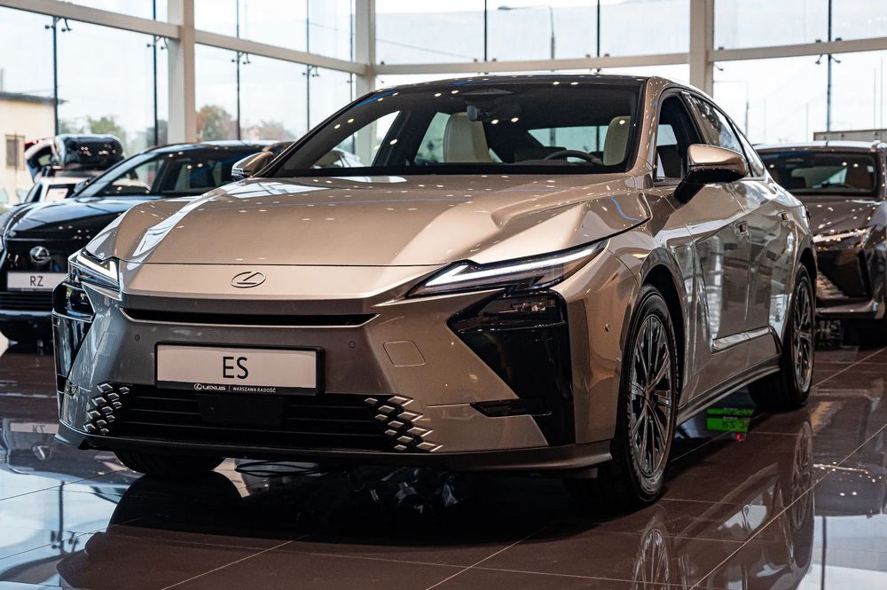 Lexus ES