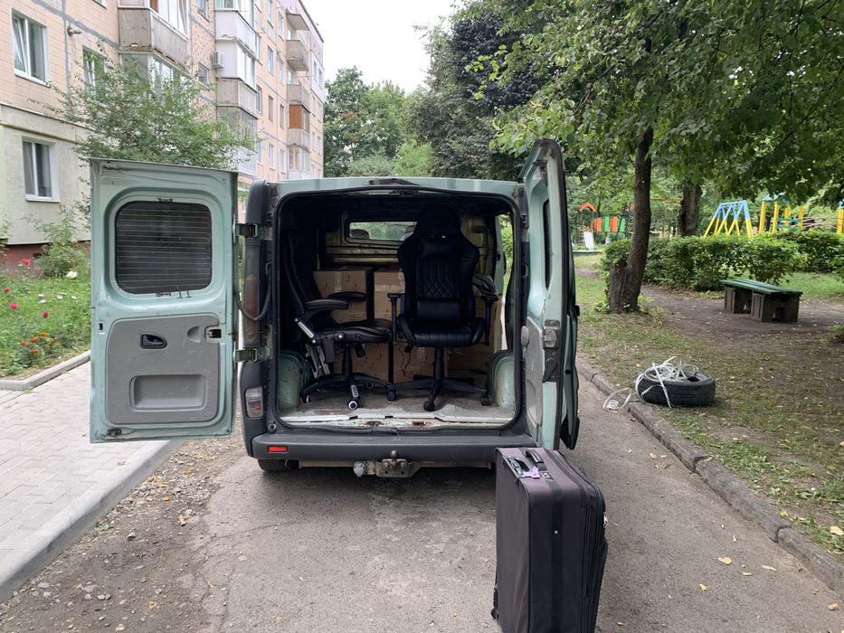 Вантажні перевезення грузові бус вантажники переїзд грузчики таксі