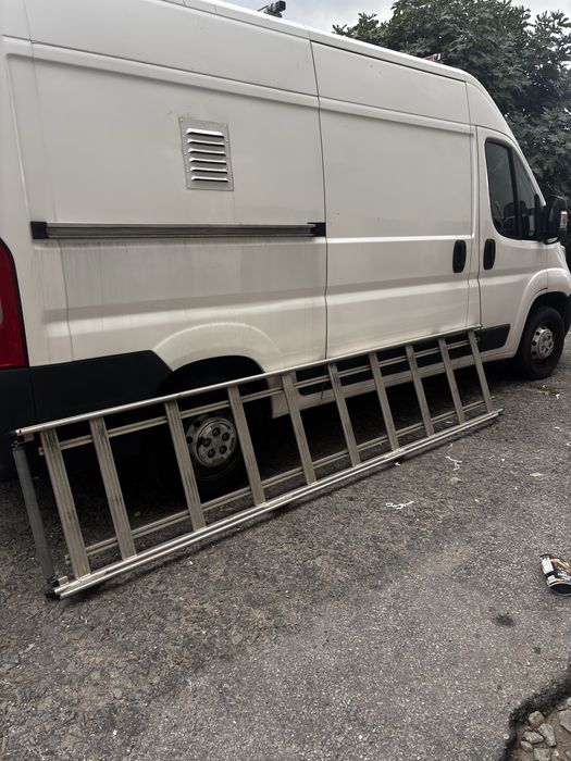 Vende grade de tejadilho