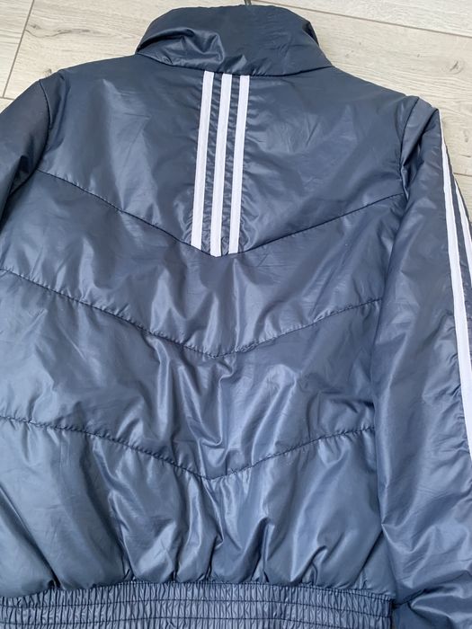 Куртка на весну від adidas