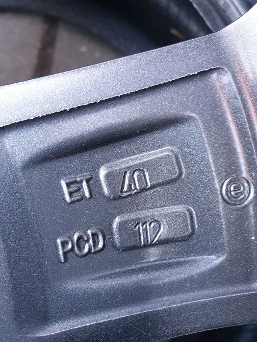 Felgi aluminiowe Dezent 17" 5x112 7,5j et40 Audi Skoda Seat Vw itp.