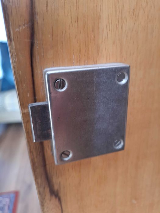 Szafa PRL wysoki połysk