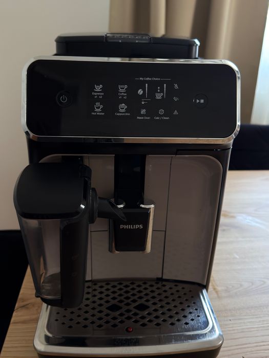 Автоматична кавомашина Philips