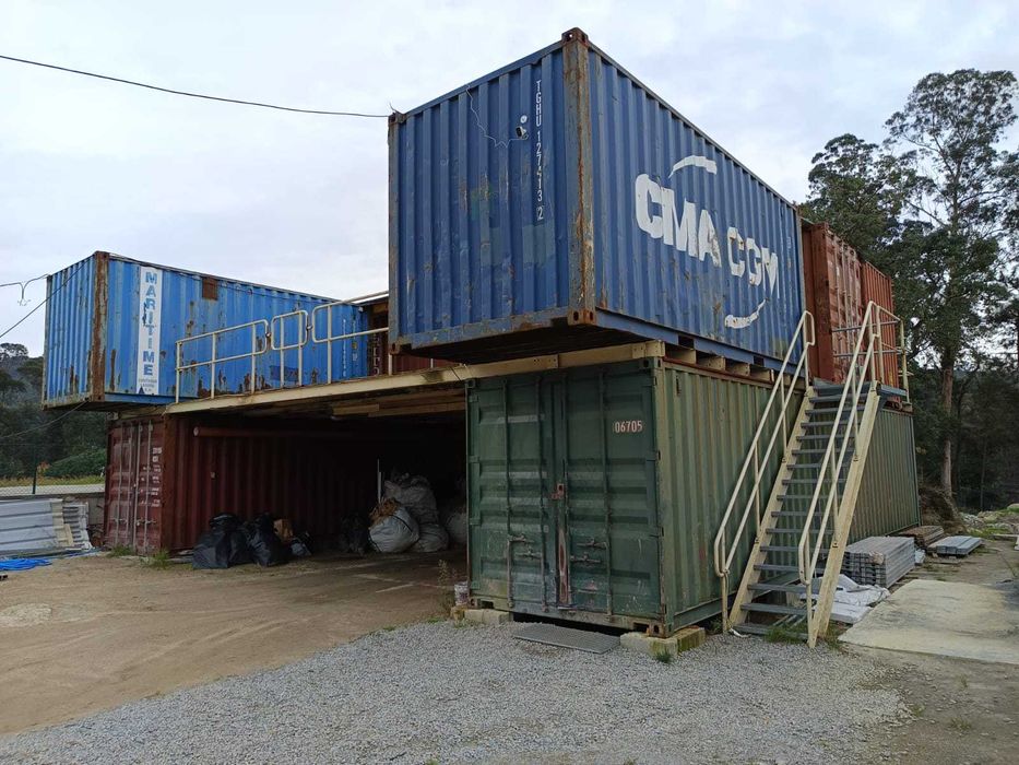 Contentores para casa / escritório