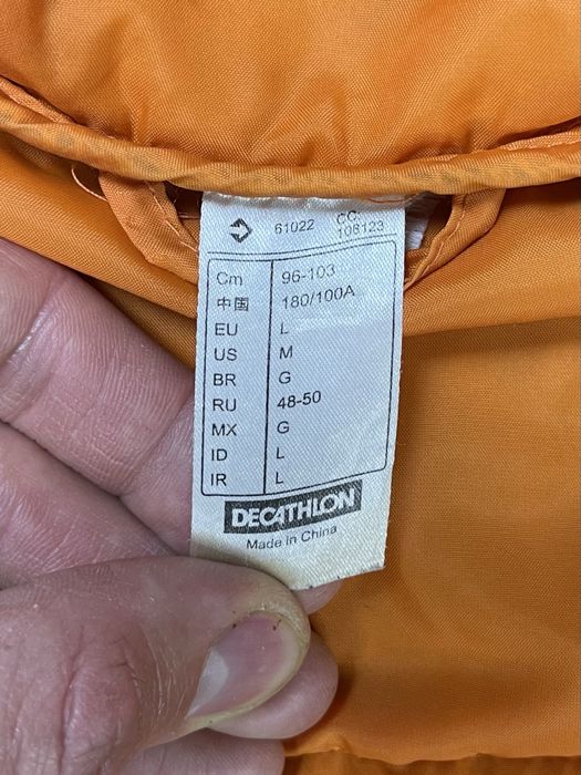 Quechua Decathlon куртка микропуховик M размер стеганая черная