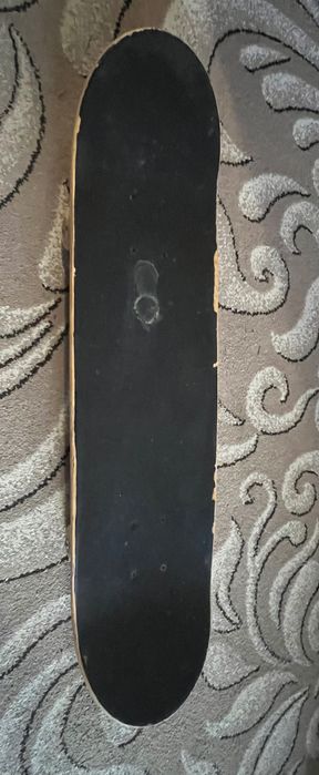 Продам скейтборд б/в