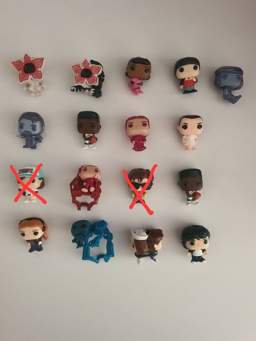 Фігурки kinder joy Stranger Things