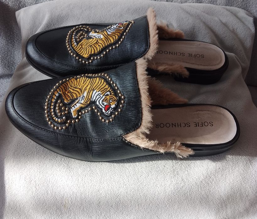 Sofia shnoor mule 38