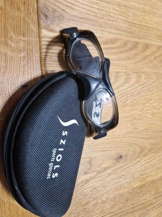 Okulary sportowe korekcyjne dziecięce SZIOLS