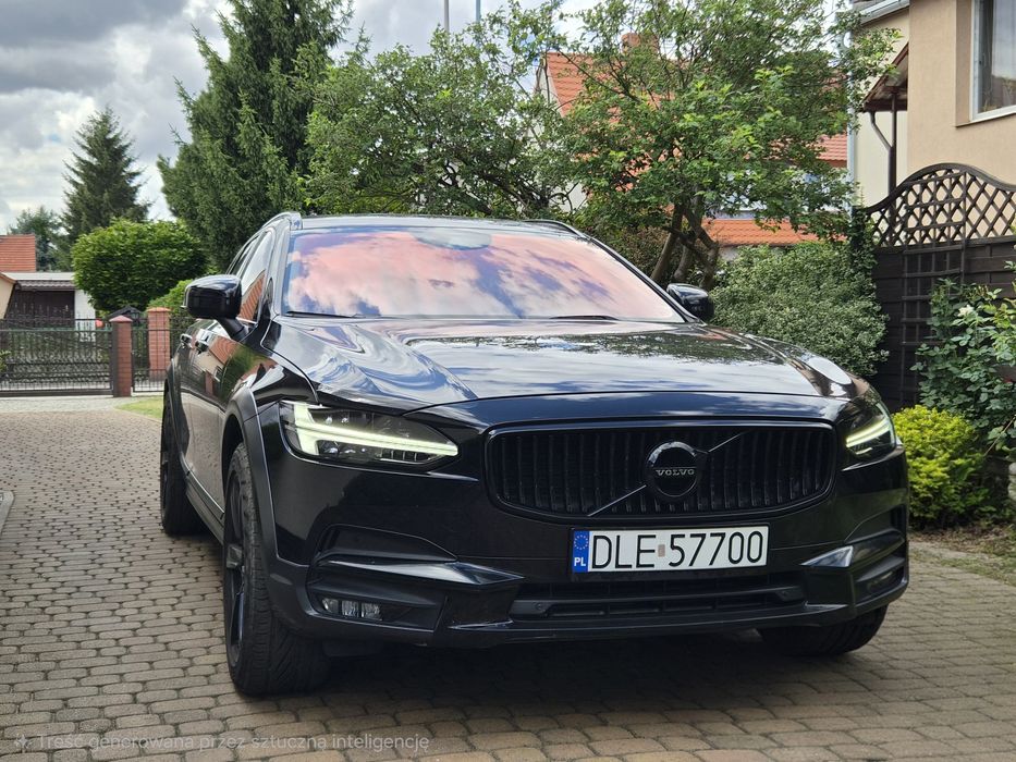 Volvo V90 Cross Country