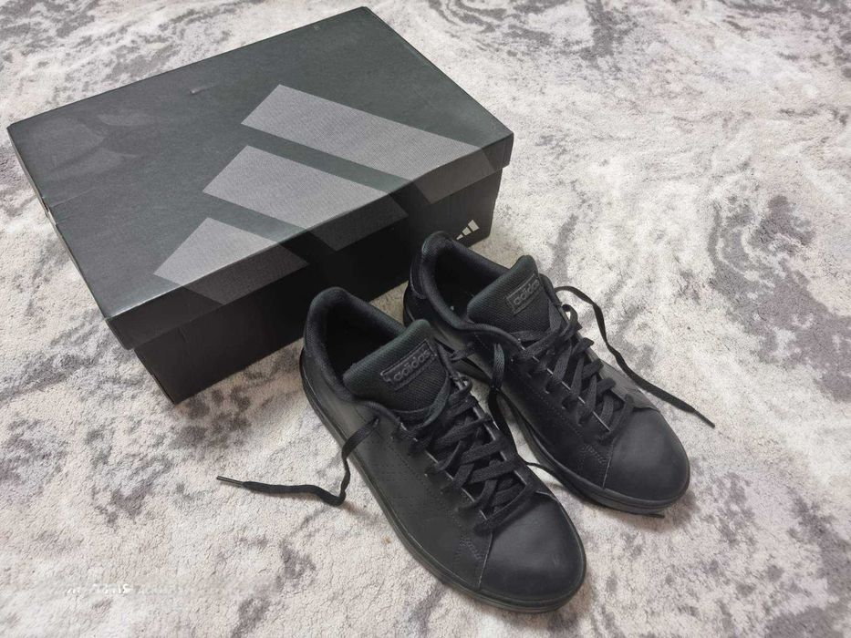 Продам кросівки ADIDAS