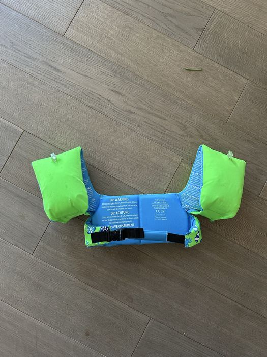 Жилет для плавання 2-6 років