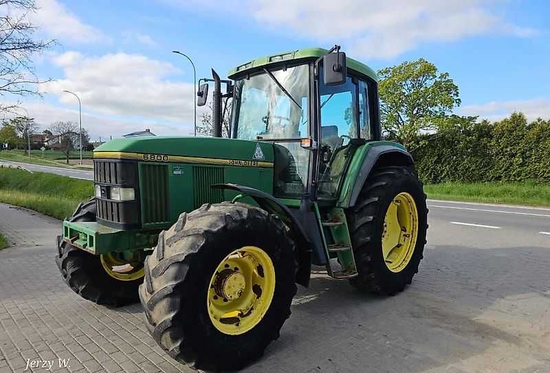 Ciągnik John Deere 6800 , 8337 h