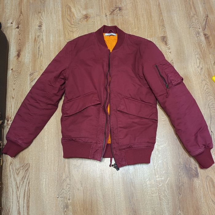 Бомбер бренд loom