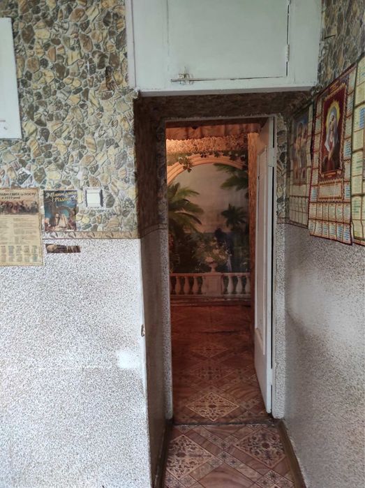 Продається двокімнатна квартира по вулиці Тищика!