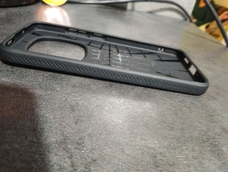 Etui SPIGEN Rugged Armor do Xiaomi Redmi Note 15 Pro 5G Czarny mat