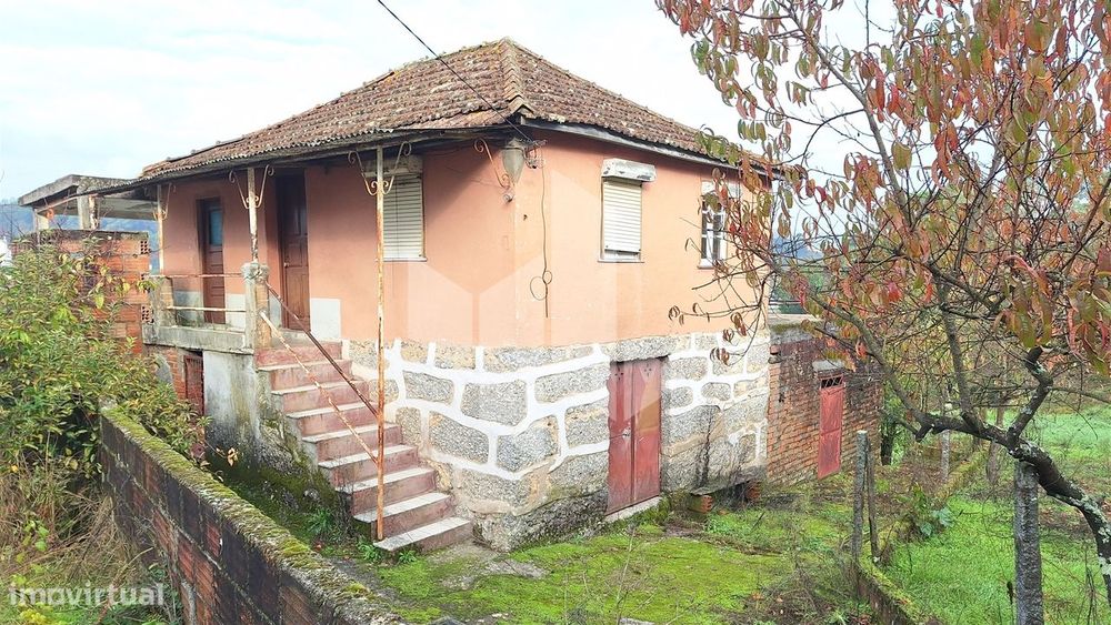 Moradia Rústica T2 Venda em São Miguel do Outeiro e Sabugosa,Tondela — São Miguel Do Outeiro E Sabugosa, Viseu